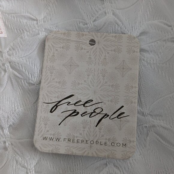 Free People Tank Top Size XL White Crossback Textured Sleeveless MyKonos NWT - Picture 5 of 16